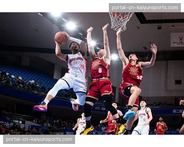 专家评述:现代CBA篮球中,“有效压迫”比“成功抢断”的数据价值更高 专家评述:现代CBA篮球中,“有效压迫”比“成功抢断”的数据价值更高