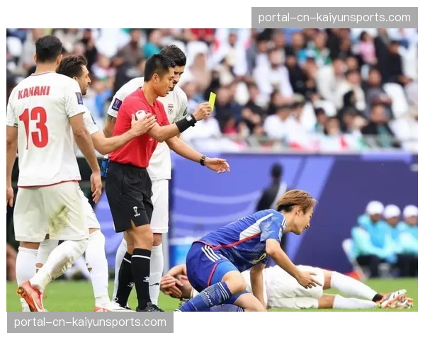 【2026年4月中超联赛·赛中·特写特写：VAR长时间介入审查一次禁区内的疑似手球，最终判定为无意触球